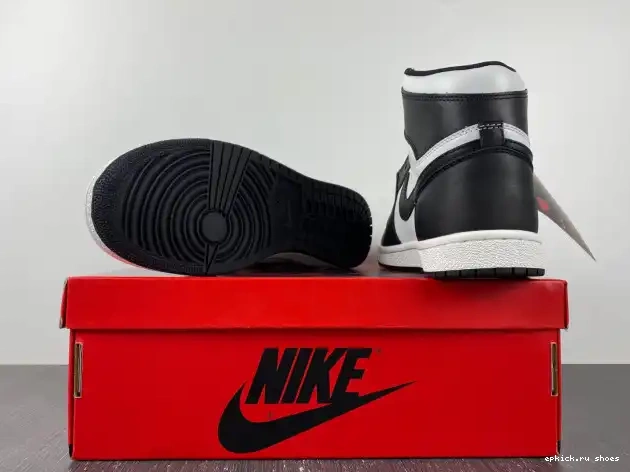 Cheap White Jordan BQ4422-001 85 1 (2023) Black Retro High 0602